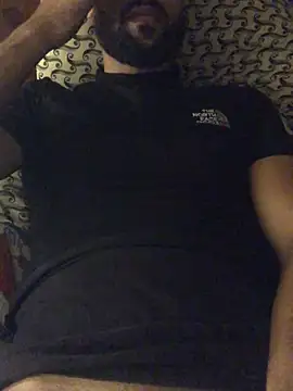 Snapshot of ClatteryPrexy chatting on 01.01.25 ClatteryPrexy online show from 01.01.25