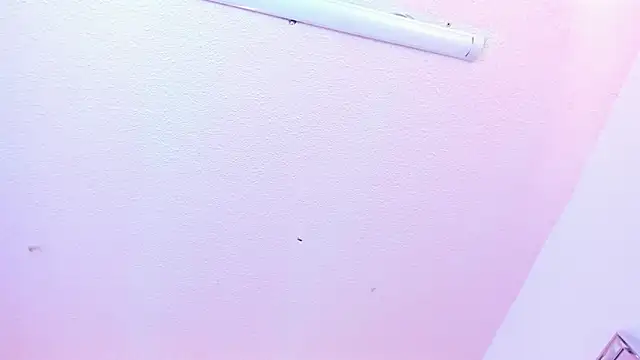 Red lady online show from 01.18.25