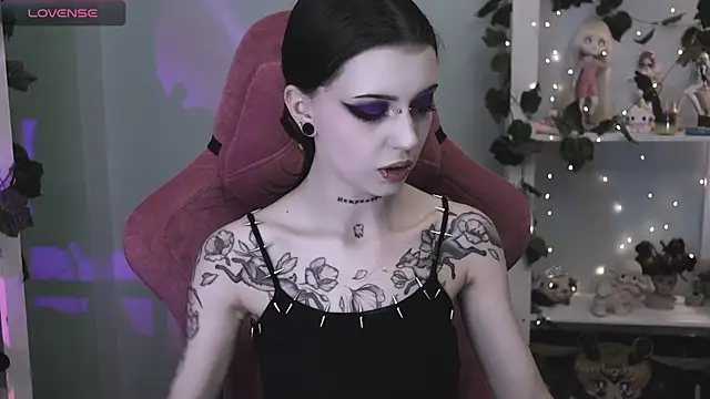 prettybones online show from 06.22.26