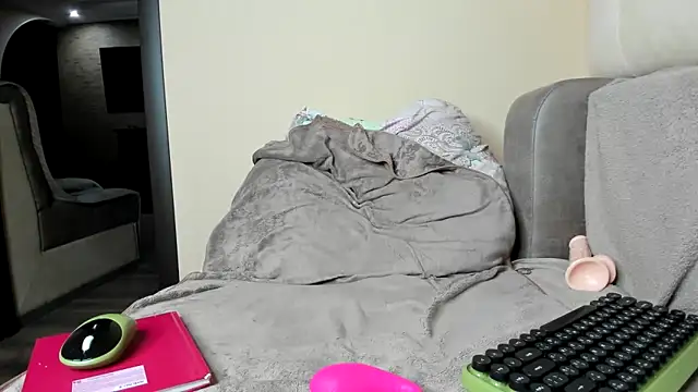 Snapshot of Daddysgirl_777 chatting on 03.19.26 Daddysgirl 777 online show from 03.19.26