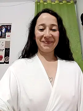 emilypoppy3 online show from 02.20.26