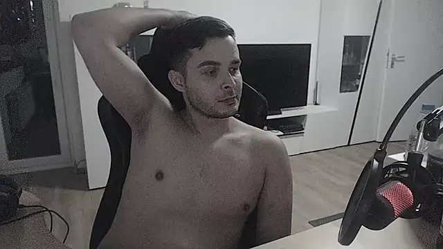 SharkLuigi online show from 01.25.25