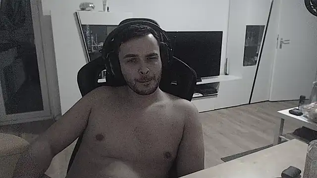 SharkLuigi online show from 02.01.25