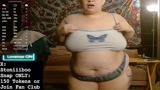 Stoniiiboo online show from 10.10.25