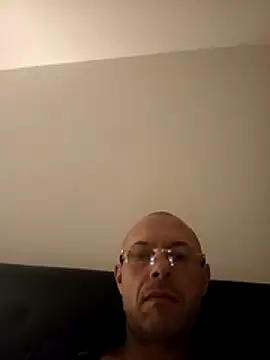 Guitccch online show from 04.08.26