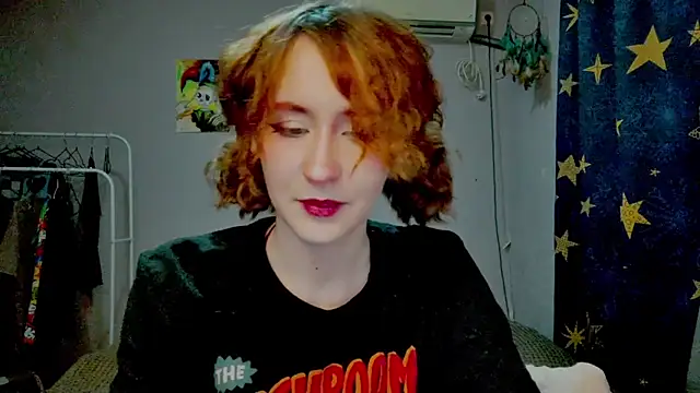 Snapshot of JoannaTompson chatting on 05.18.26 JoannaTompson online show from 05.18.26