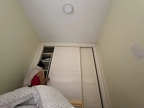 sweeviolet online show from 01.26.25