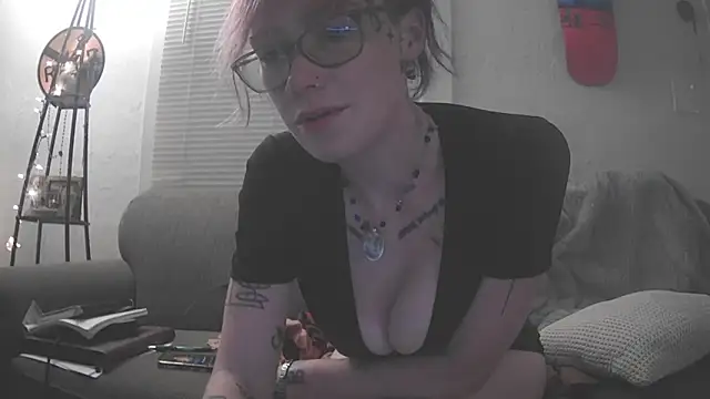 Snapshot of Emily0903 chatting on 05.04.26 Emily0903 online show from 05.04.26