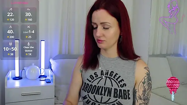 ElisaJane online show from 02.12.25