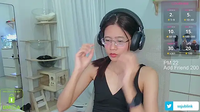 littlemiilk online show from 11.15.25