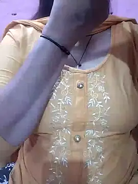 Snapshot of Cute_nidhi chatting on 12.04.24 Cute nidhi online show from 12.04.24