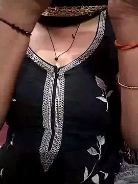 Snapshot of Cute_nidhi chatting on 12.29.24 Cute nidhi online show from 12.29.24