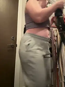 GingerSnap33 online show from 01.11.25