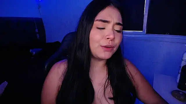 Snapshot of heetsah chatting on 01.14.25 heetsah online show from 01.14.25