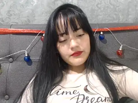 Snapshot of Alisha_99 chatting on 02.11.25 Alisha 99 online show from 02.11.25