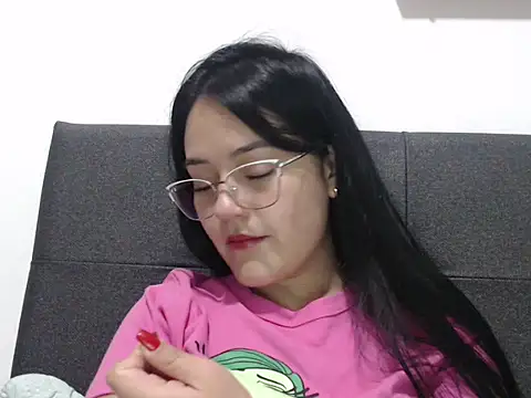 Snapshot of Alisha_99 chatting on 09.17.25 Alisha 99 online show from 09.17.25