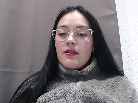 Snapshot of Alisha_99 chatting on 11.22.25 Alisha 99 online show from 11.22.25