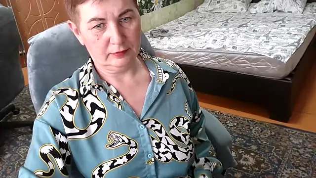 NicoleOlla online show from 02.13.25