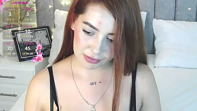 Snapshot of caralella chatting on 03.07.25 caralella online show from 03.07.25