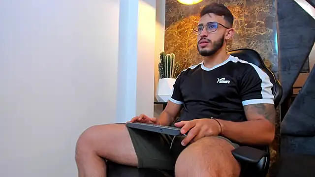 Liam Kleiin online show from 09.16.25