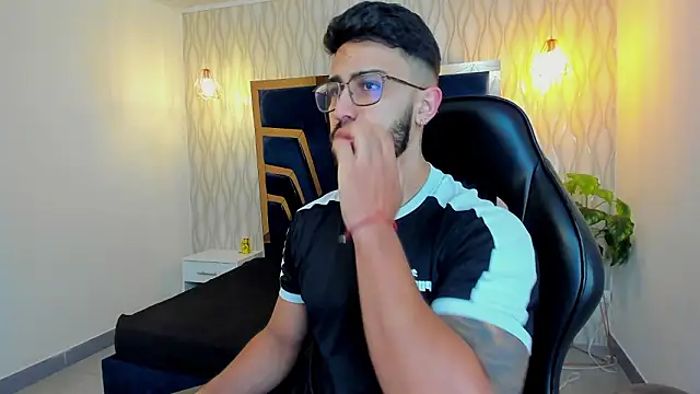 Liam Kleiin online show from 01.16.26