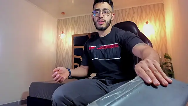 Liam Kleiin online show from 03.21.26