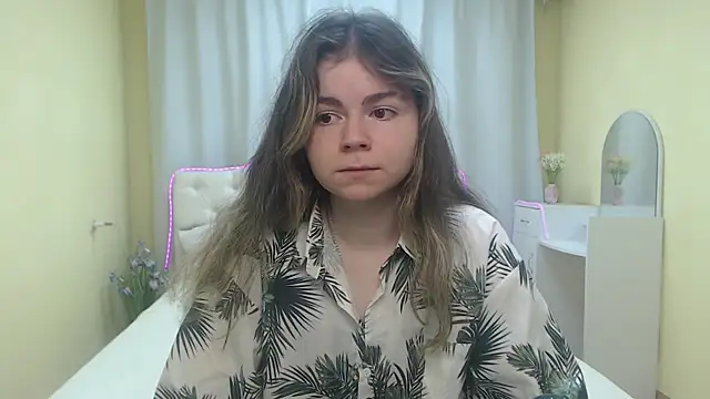 TinaRedly online show from 05.25.26