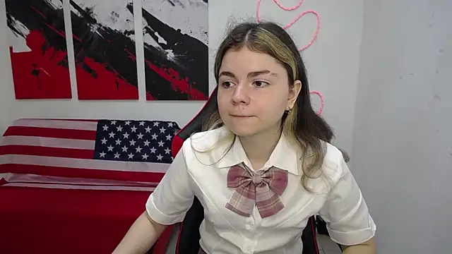TinaRedly online show from 07.04.26
