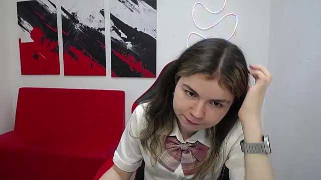 TinaRedly online show from 07.28.26