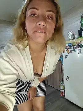 hotandfierylatinos2023 online show from 03.10.25