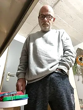 Snapshot of bottomhairy chatting on 03.01.26 bottomhairy online show from 03.01.26