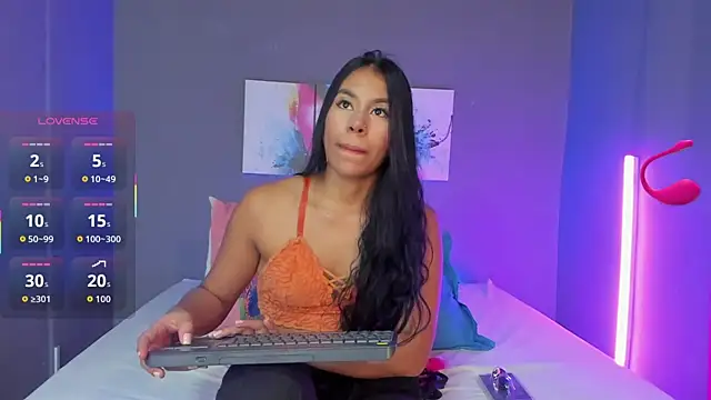 Snapshot of MadissonShakur chatting on 09.30.25 MadissonShakur online show from 09.30.25