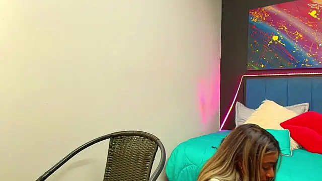 megan collins96 online show from 03.19.25