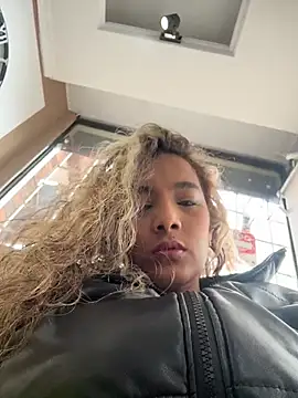 megan collins96 online show from 07.14.26