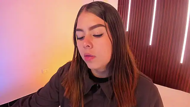 ArianaBaker online show from 04.06.26