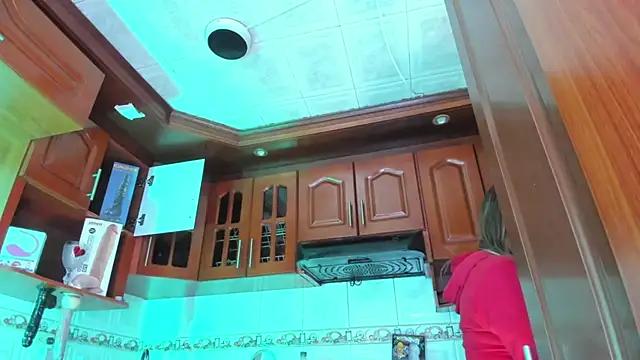 LaureenHills online show from 03.19.25