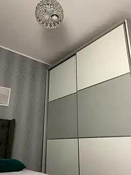 Snapshot of _adelle chatting on 11.23.25 adelle online show from 11.23.25