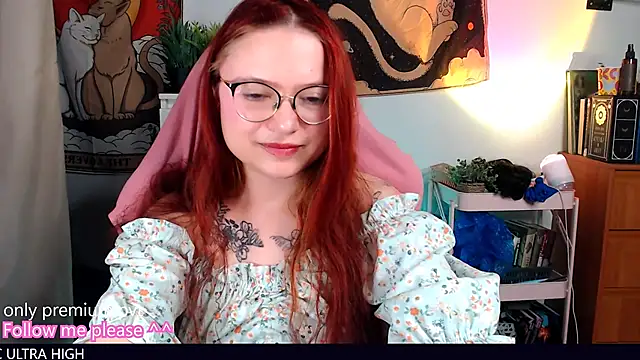 Snapshot of me__hanna chatting on 09.24.25 me hanna online show from 09.24.25