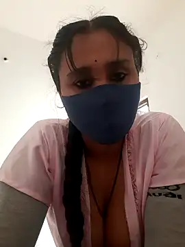 Snapshot of Archna-ji chatting on 02.11.25 Archna-ji online show from 02.11.25