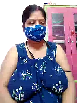 Snapshot of Kayra_34 chatting on 01.30.25 Kayra 34 online show from 01.30.25