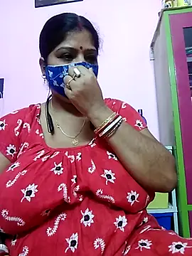 Snapshot of Kayra_34 chatting on 02.18.25 Kayra 34 online show from 02.18.25