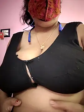 Snapshot of Kayra_34 chatting on 04.22.26 Kayra 34 online show from 04.22.26