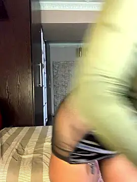 Snapshot of VeryGoodBadGirl1 chatting on 01.09.26 VeryGoodBadGirl1 online show from 01.09.26