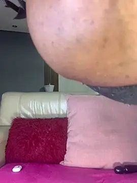 VeryGoodBadGirl1 online show from 06.21.26