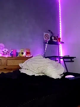 Snapshot of Khara_Mel chatting on 02.13.25 Khara Mel online show from 02.13.25