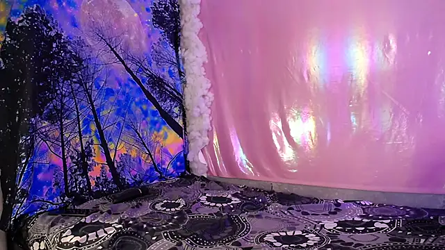 lilit kyteler online show from 12.04.25