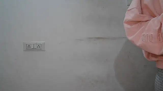 Snapshot of Suzie_darling chatting on 01.07.25 Suzie darling online show from 01.07.25