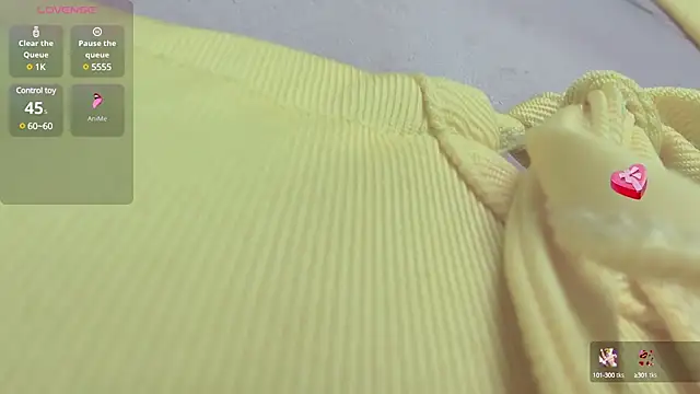 Snapshot of Liiniie-Lovers chatting on 02.15.25 Liiniie-Lovers online show from 02.15.25