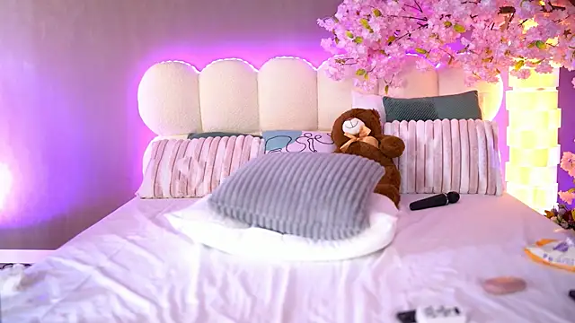 HaileyMadow online show from 04.25.26