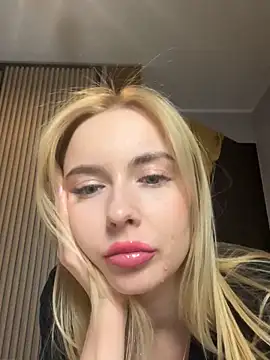 Nicole blonde0 online show from 02.07.25